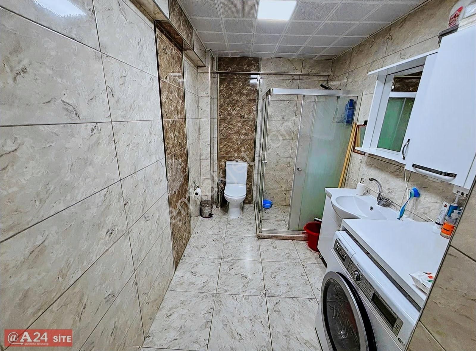 Karşıyaka Dedebaşında Geniş Ferah Yatırımlık 3+1 Daire - Görsel 14