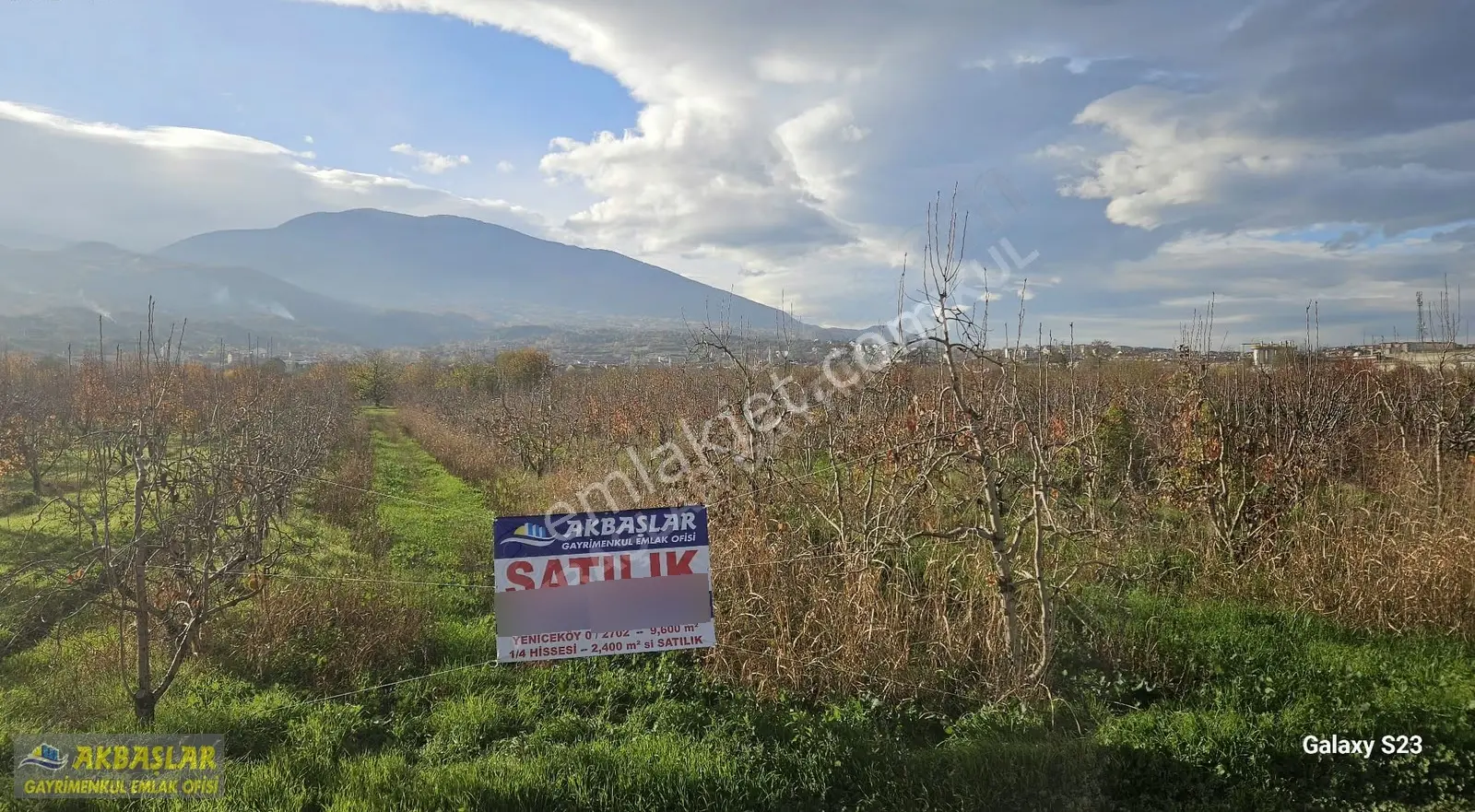 Akbaşlar Gayrimenkul'den Yeniceköy Mahallesinde Satılık Tarla