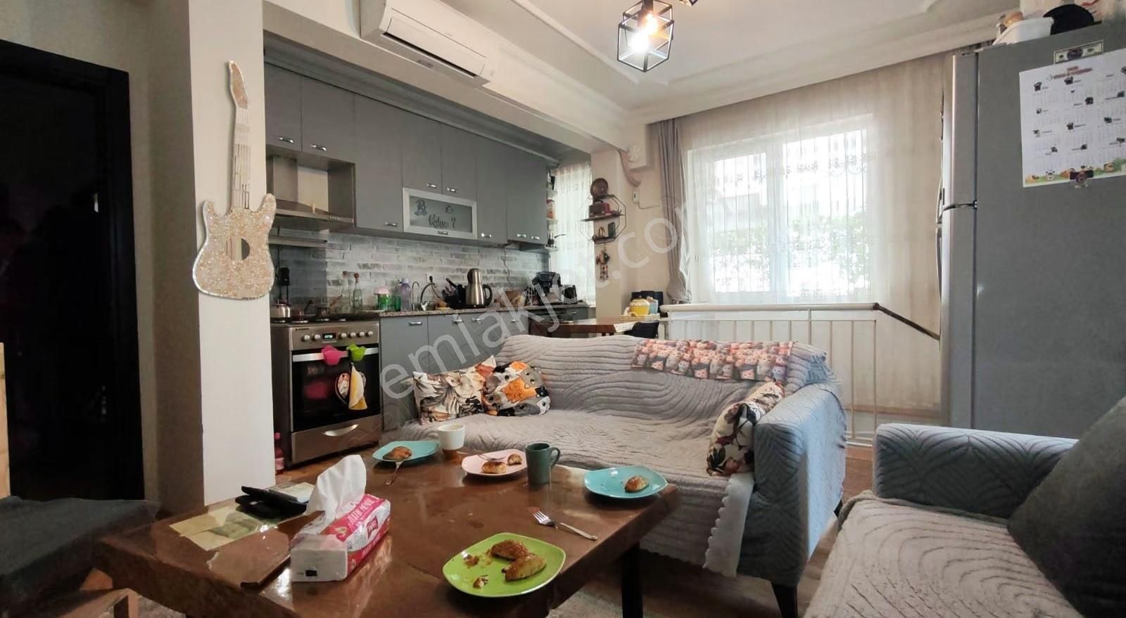 Meydan Kavagi Tramvaya Yakın Ters Dubleks 2+1 100m2 5750000 Tl - Görsel 6