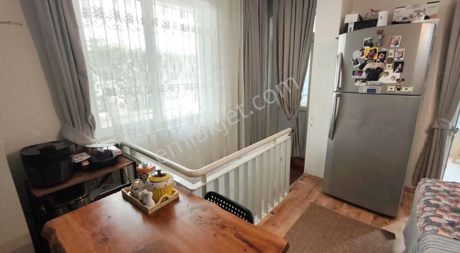 Meydan Kavagi Tramvaya Yakın Ters Dubleks 2+1 100m2 5750000 Tl - Görsel 18