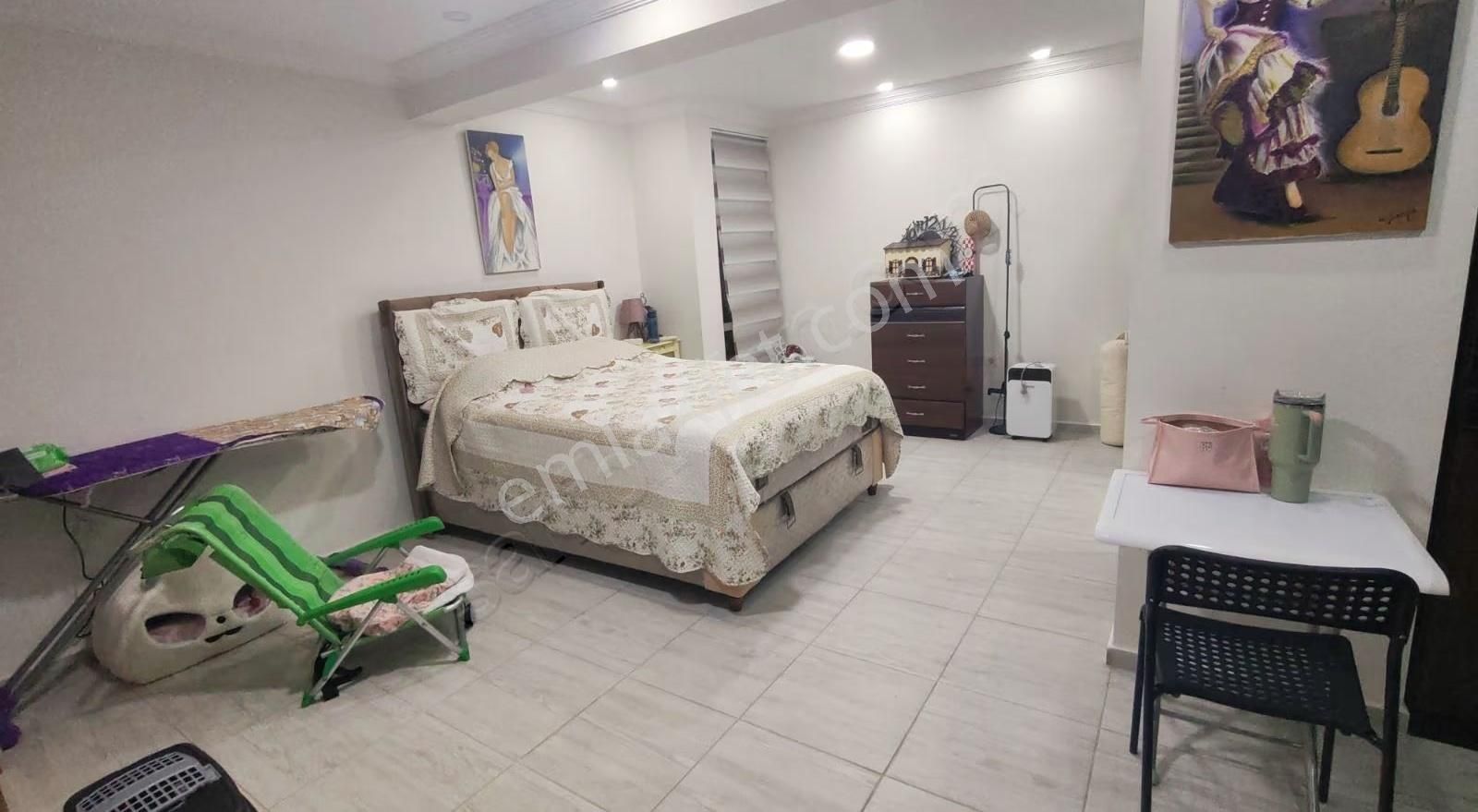 Meydan Kavagi Tramvaya Yakın Ters Dubleks 2+1 100m2 5750000 Tl - Görsel 27