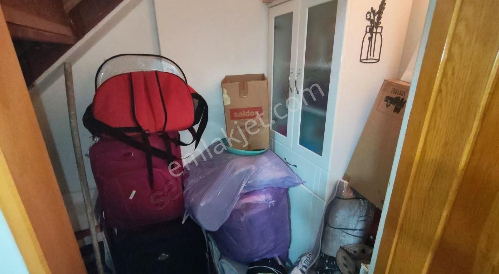 Meydan Kavagi Tramvaya Yakın Ters Dubleks 2+1 100m2 5750000 Tl - Görsel 16