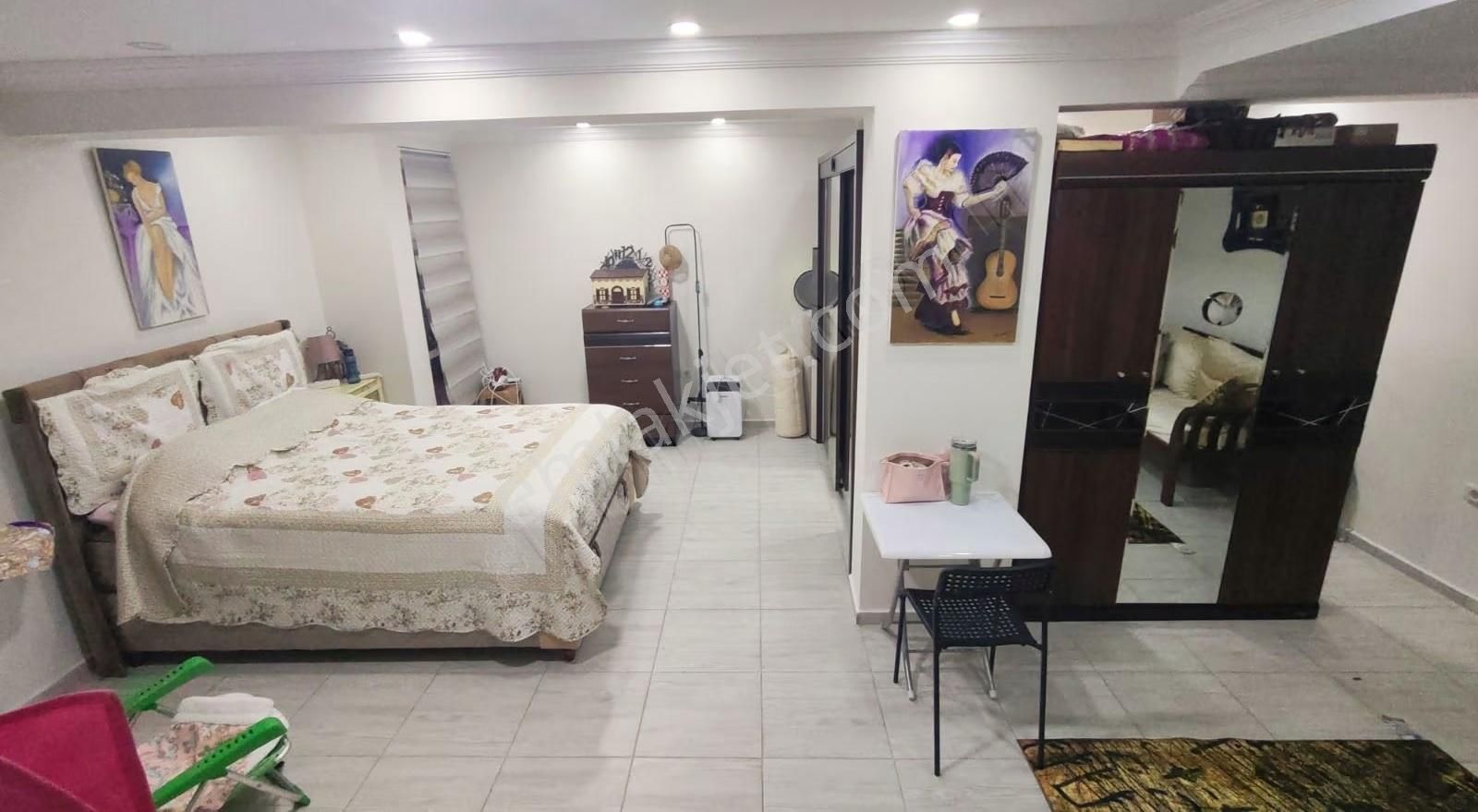 Meydan Kavagi Tramvaya Yakın Ters Dubleks 2+1 100m2 5750000 Tl - Görsel 12