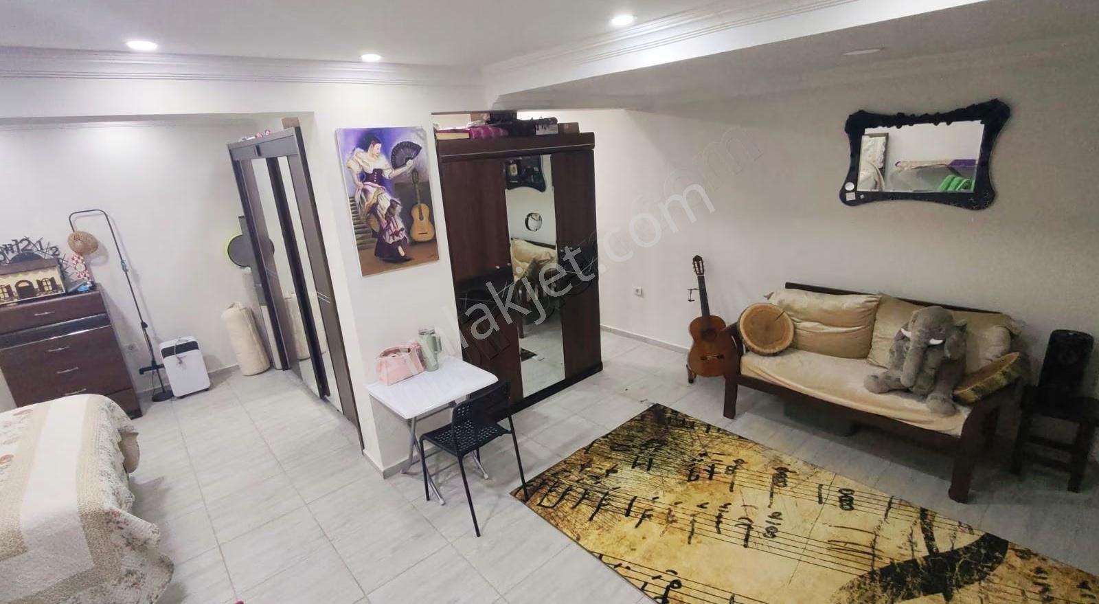 Meydan Kavagi Tramvaya Yakın Ters Dubleks 2+1 100m2 5750000 Tl - Görsel 20