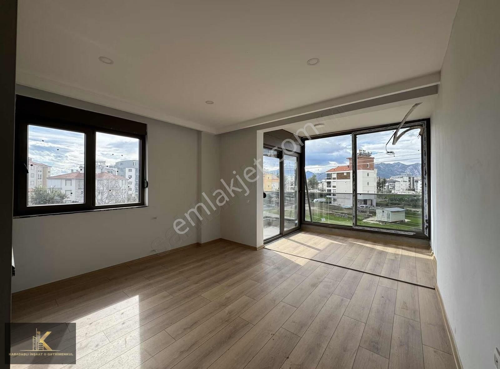 Döşemealtı Bahçeyakada 1+1 Sıfır Kiralık Daire