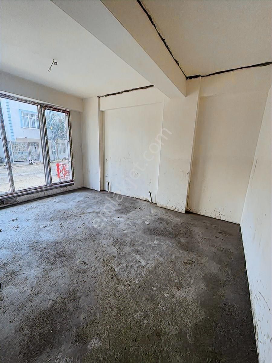 Koru Emlak'tan:2+1=90m2 Arakat Yeni Lüx Fırsat Daire Satılıktır - Görsel 9