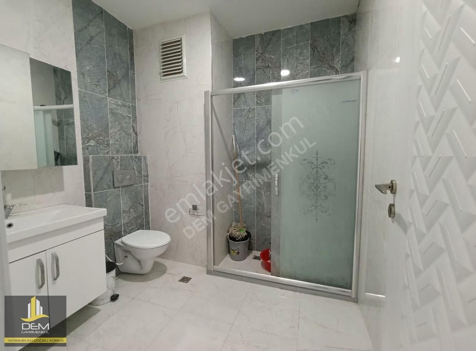 Arnavutköyün Tam Merkezinde Kiralık 2+1 Çatı Daire - Görsel 7