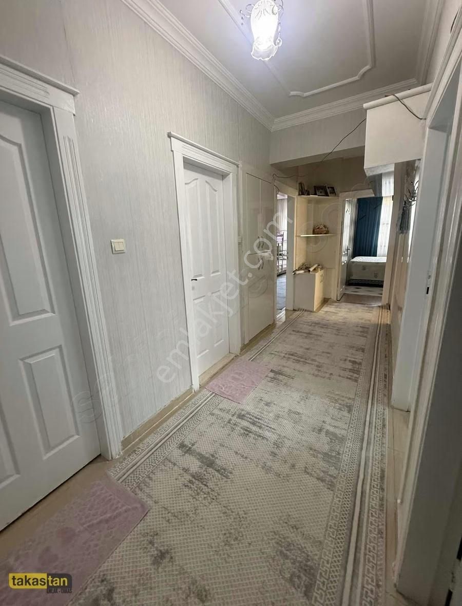 Merkezi Lokasyonda, Masrafsız 3+1 Fırsatı Daire - Görsel 7