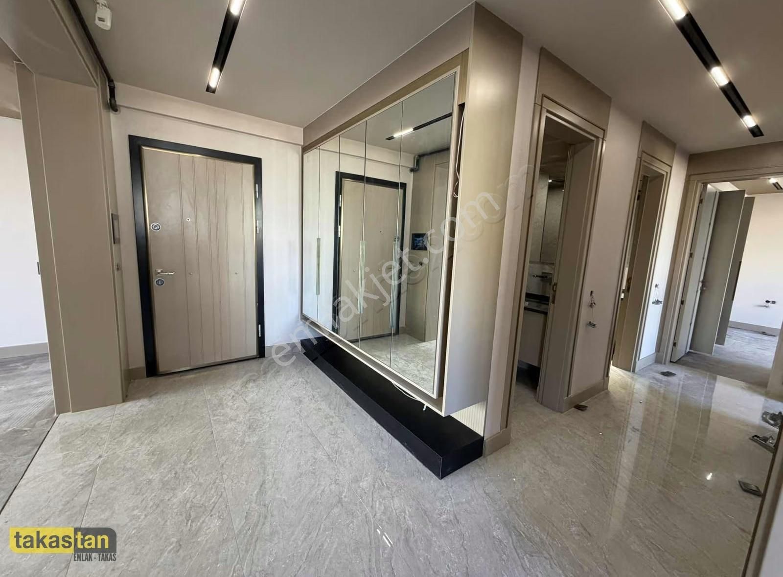 Korupark Civarı Ultra Lüx 2+1 Oturuma Hazır - Görsel 14