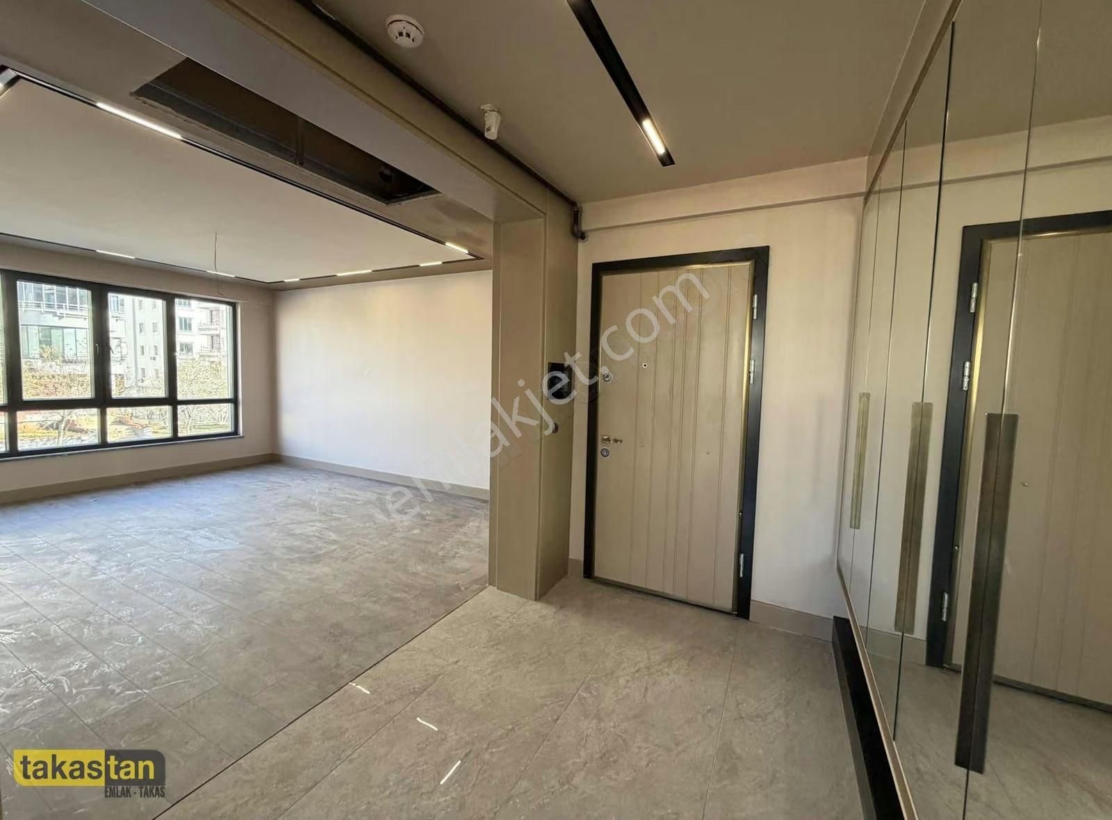 Korupark Civarı Ultra Lüx 2+1 Oturuma Hazır - Görsel 16