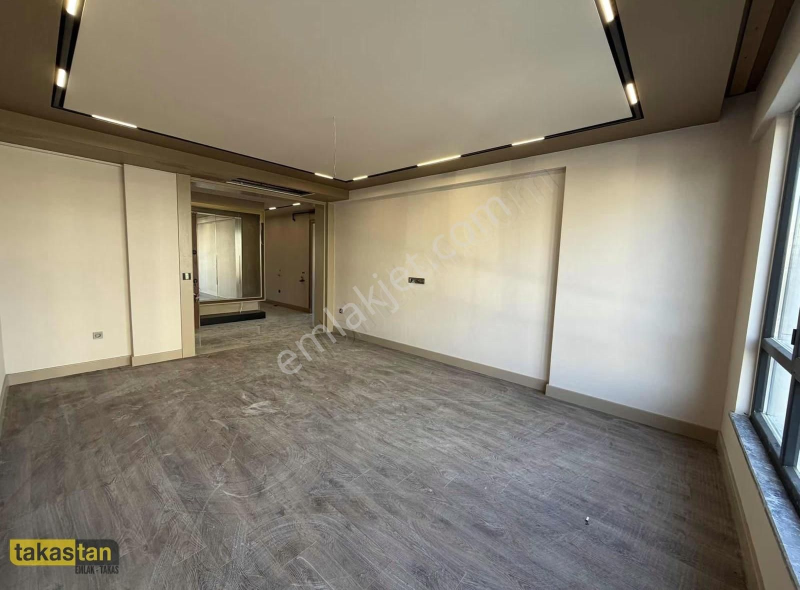 Korupark Civarı Ultra Lüx 2+1 Oturuma Hazır - Görsel 11