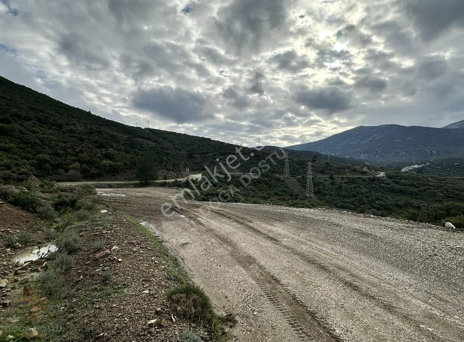 Doğa Dostu'ndan Karaburun Eğlenhoca Gölet Mevki 8102 M2 Tarla - Görsel 13