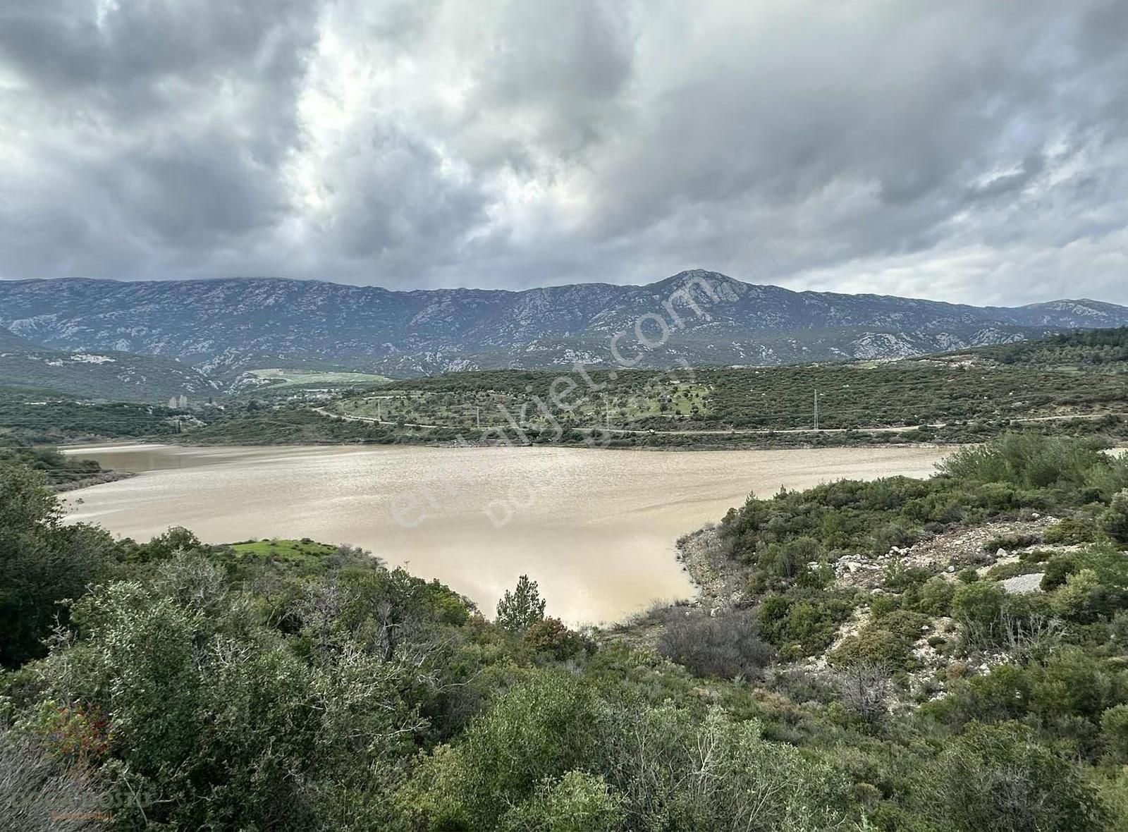 Doğa Dostu'ndan Karaburun Eğlenhoca Gölet Mevki 8102 M2 Tarla - Görsel 5