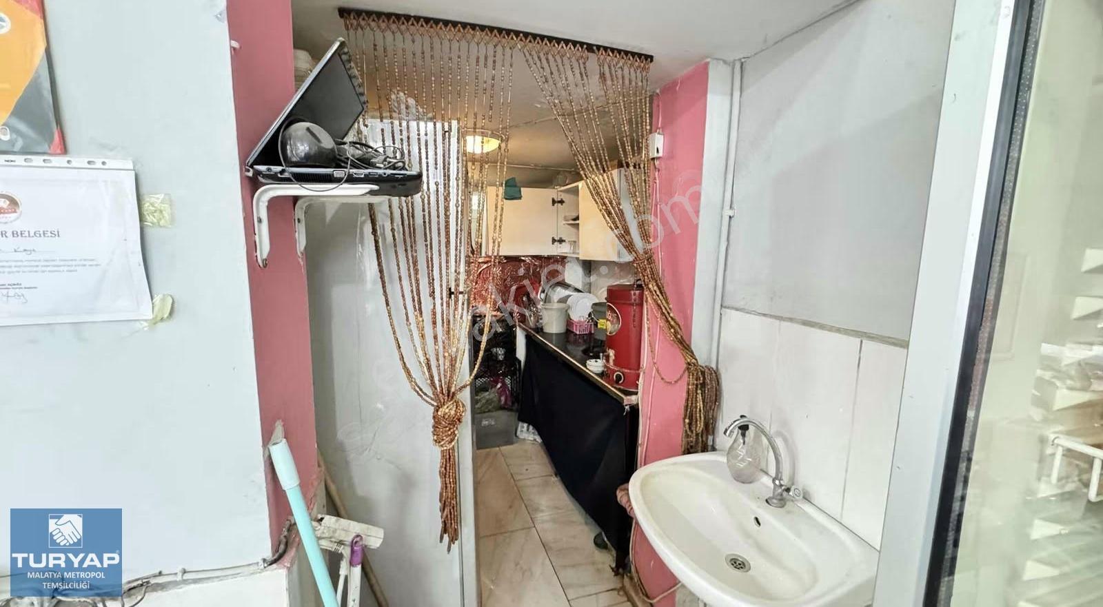 Turyap Metropol'den Koyunoğlu'nda Satılık 150m² Dükkan - Görsel 5