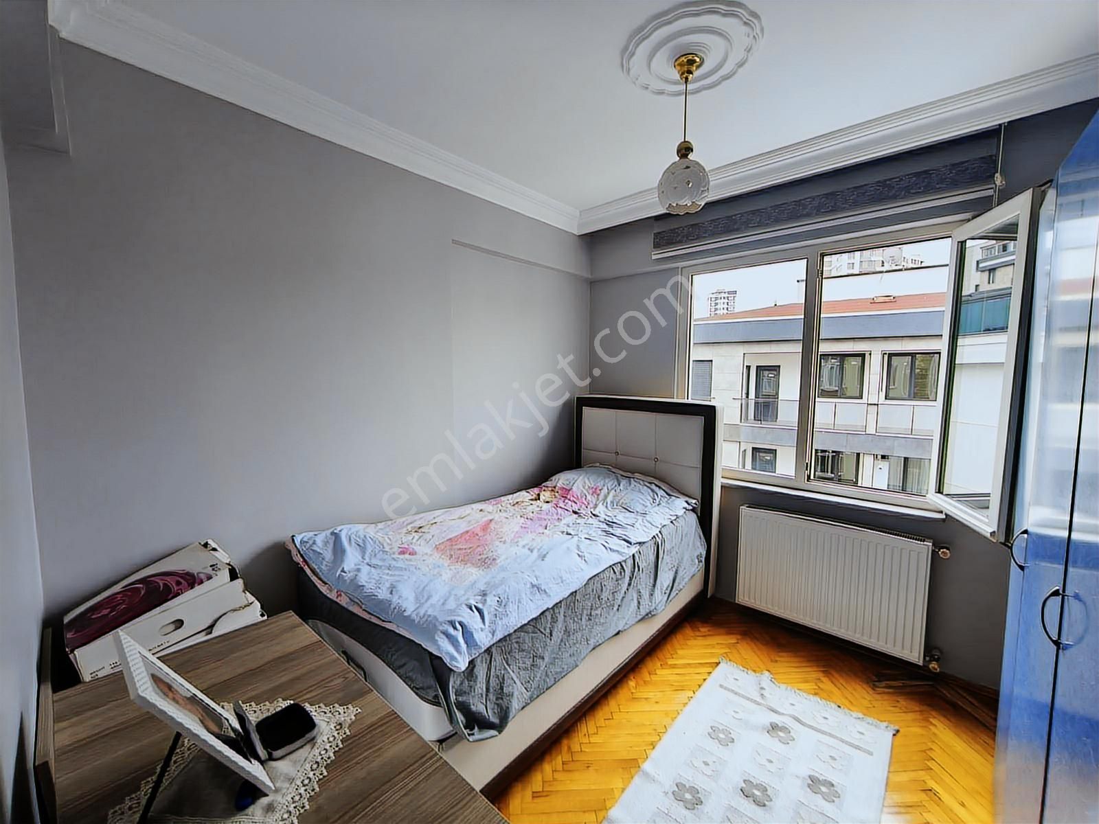 Kartal Atalarda 3+1 Ara Kat 120m² - Görsel 8