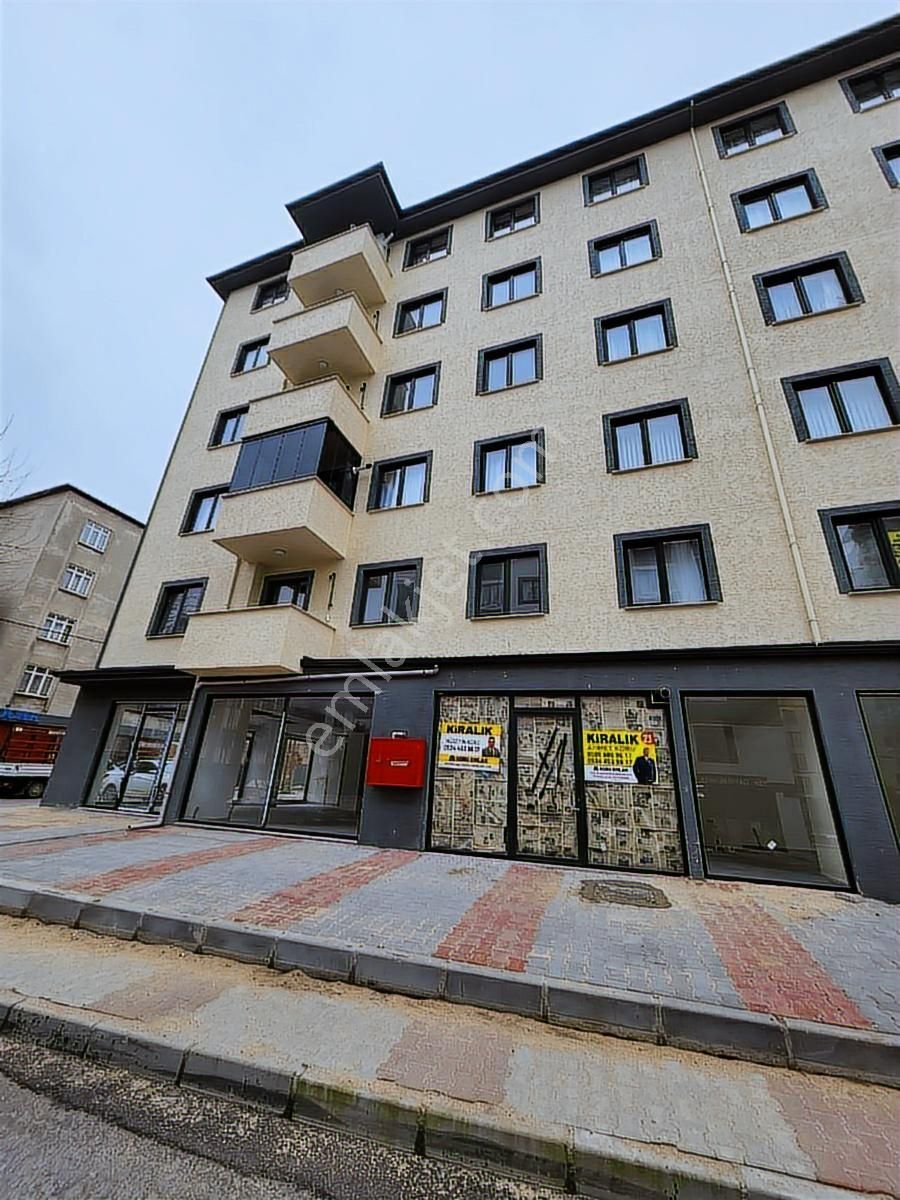 Koru Emlak'tan:25m2 Yeni Lüx Fırsat Dükkan Kiralıktır - Görsel 2