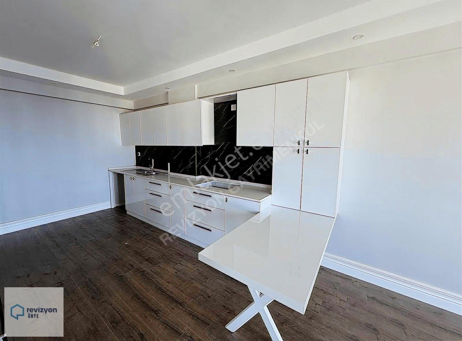 Revizyon'dan Lavinya Karadeniz Sitesi **sıfır** 3+1 - Görsel 4
