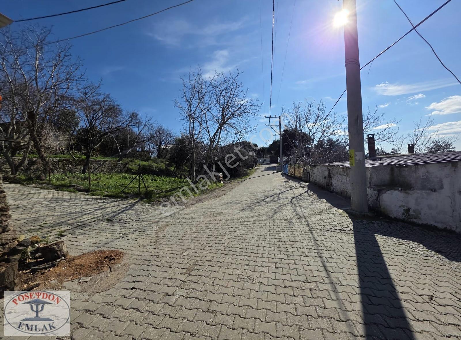 Assos Sazlı Bölgesinde Deniz Manzaralı Satılık Arsa - Görsel 9