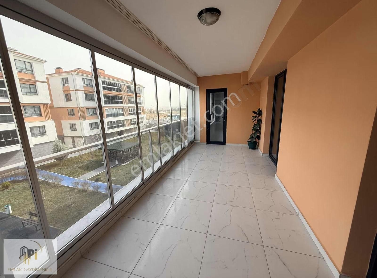 Pi Gayrimenkul'den Site İçi Özel Garajlı 4+1 Kiralık Daire - Görsel 13