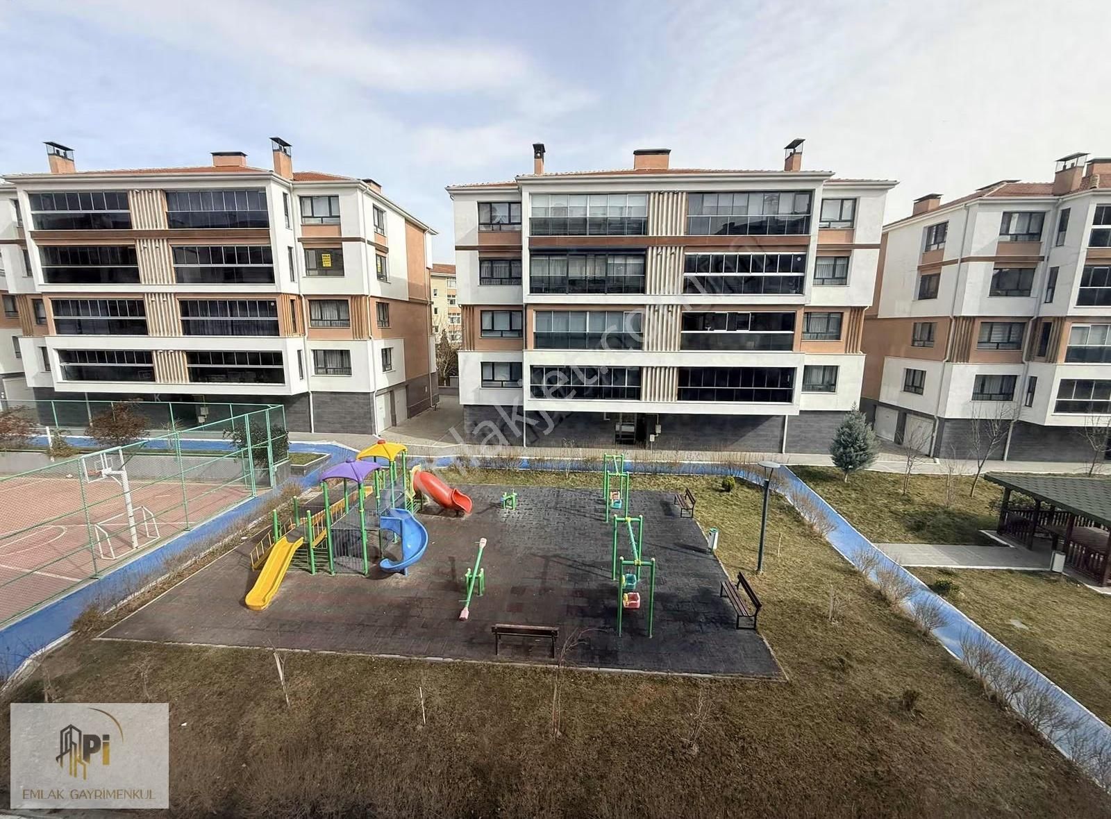 Pi Gayrimenkul'den Site İçi Özel Garajlı 4+1 Kiralık Daire - Görsel 30