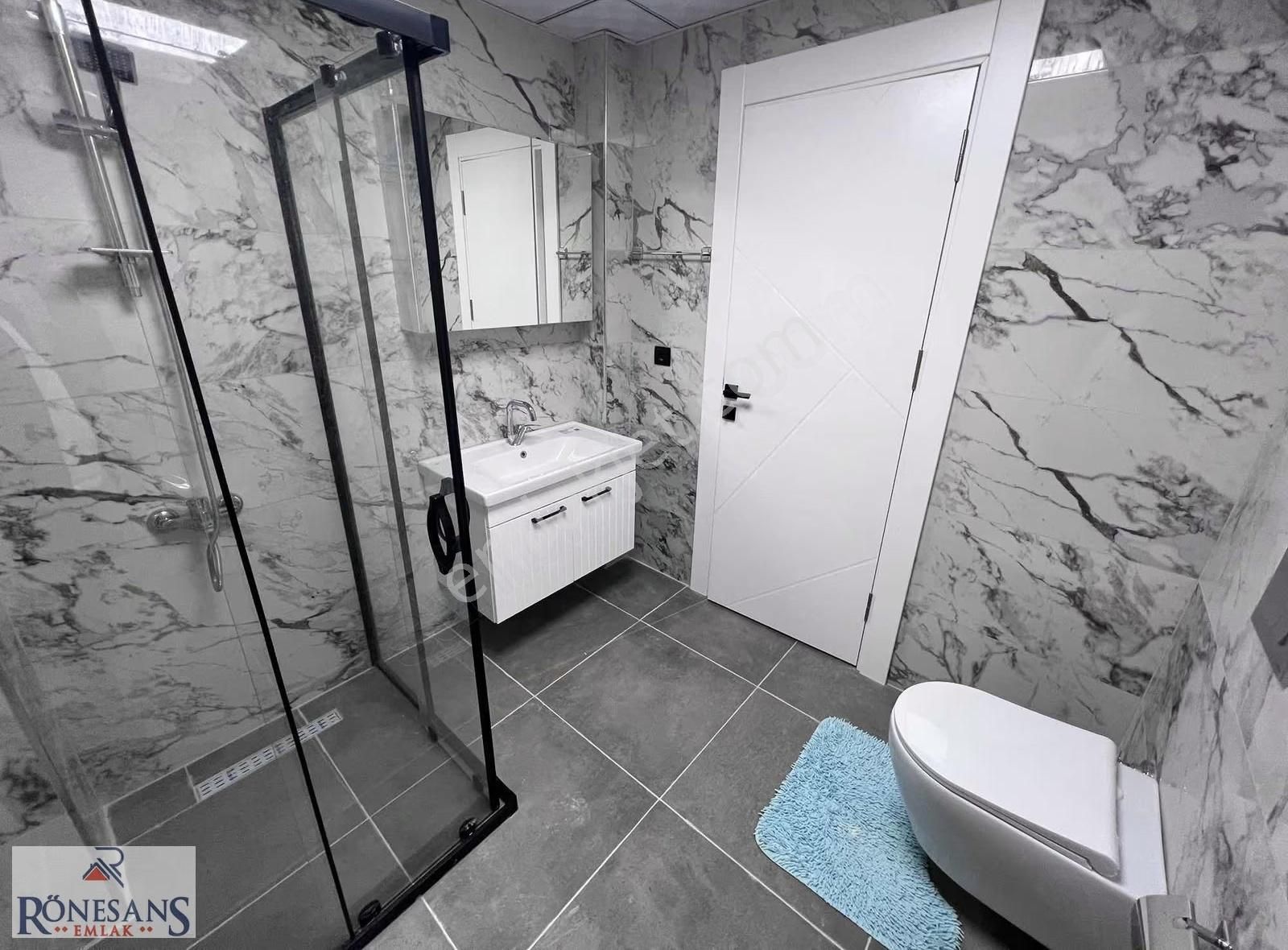 Rönesans Emlak' Tan Geniş Ve Kullanışlı 1+1 Daire - Görsel 12