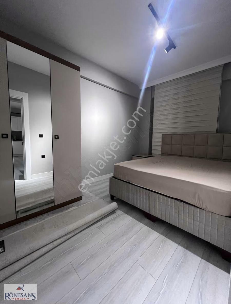 Rönesans Emlak' Tan Geniş Ve Kullanışlı 1+1 Daire