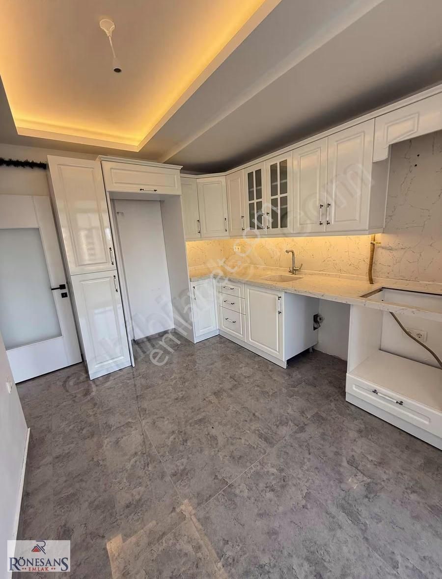 Rönesans Emlak'tan Satılık Full Panoramik Deniz Manzaralı 3+1 - Görsel 3