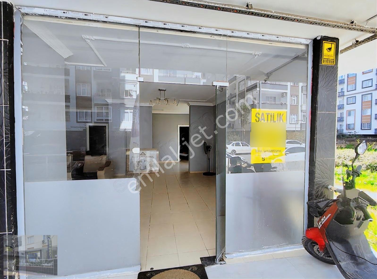 Akkent Mahallesi Sayapark Marina Ve Sahile Yakın İlerisi Parlak - Görsel 8