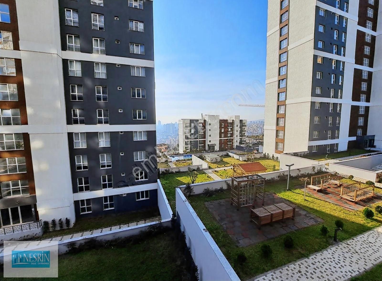 Nesrin Emlak Farkıyla Kartal Deniz Manzaralı 2+1 - Görsel 7