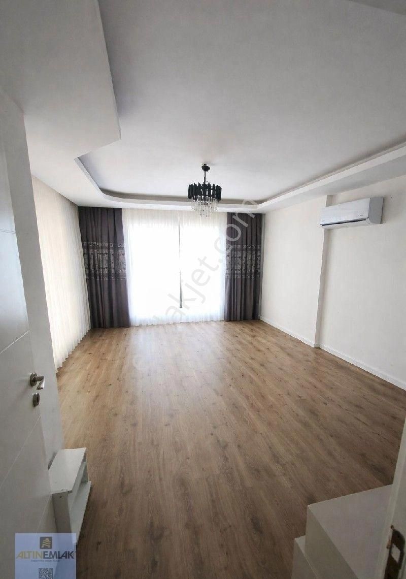 4.100.000 Tl Satılık 3+1 Kgb Cepheli Geniş Ferah Daire Akdeniz Mahallesi - Görsel 6