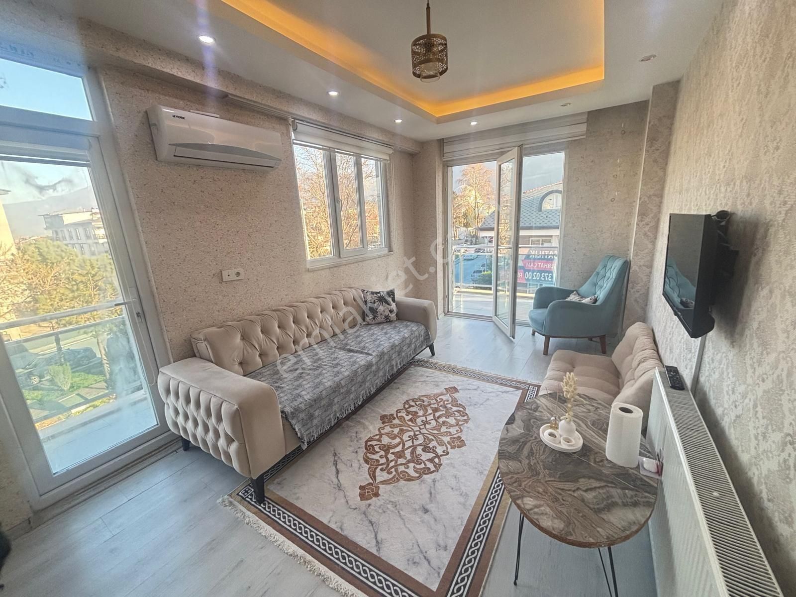 Asmalıevler'de 2+1 70m² Ayrı Mutfaklı