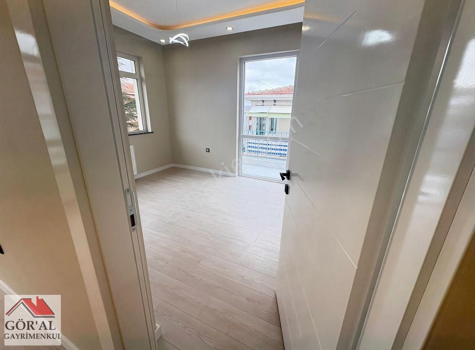 Göral Dan Name Sok. Ön Cep.3+1+2 Banyo Lüks Yapı.dıkmen Cad Yak. - Görsel 12