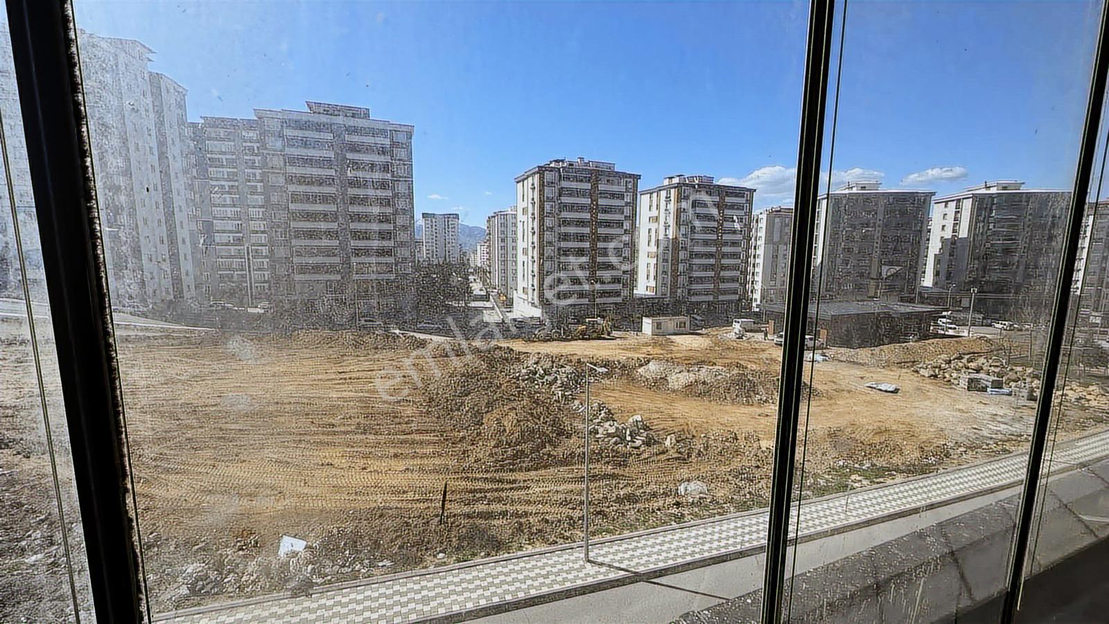 Remax Yeni'den Sosyal Donatılı Site İçerisinde Satlık 4+1 - Görsel 29