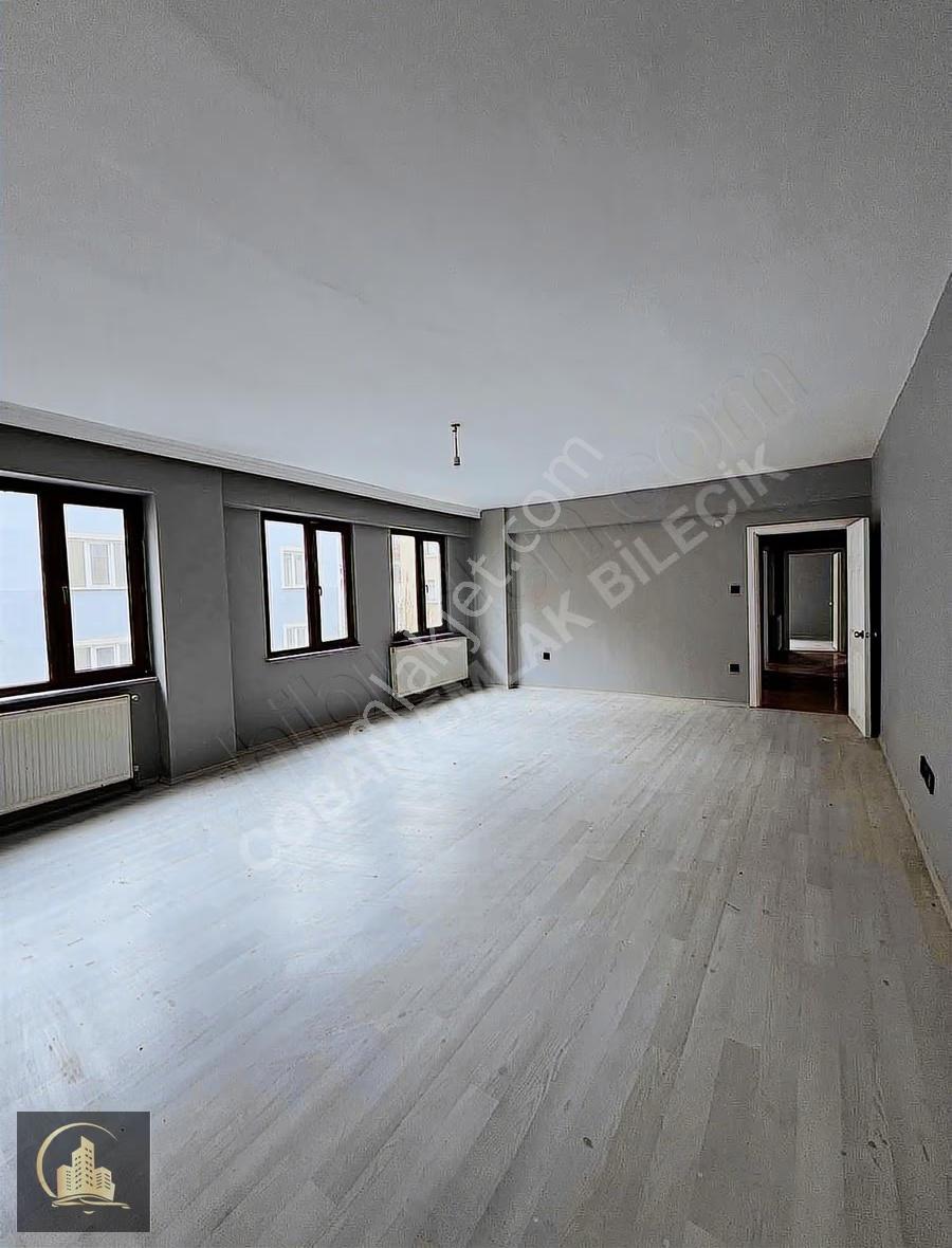 Şehir Merkezinde Arakat İçi Yeni Yapılı 3+1 Satılık Geniş Daire - Görsel 4