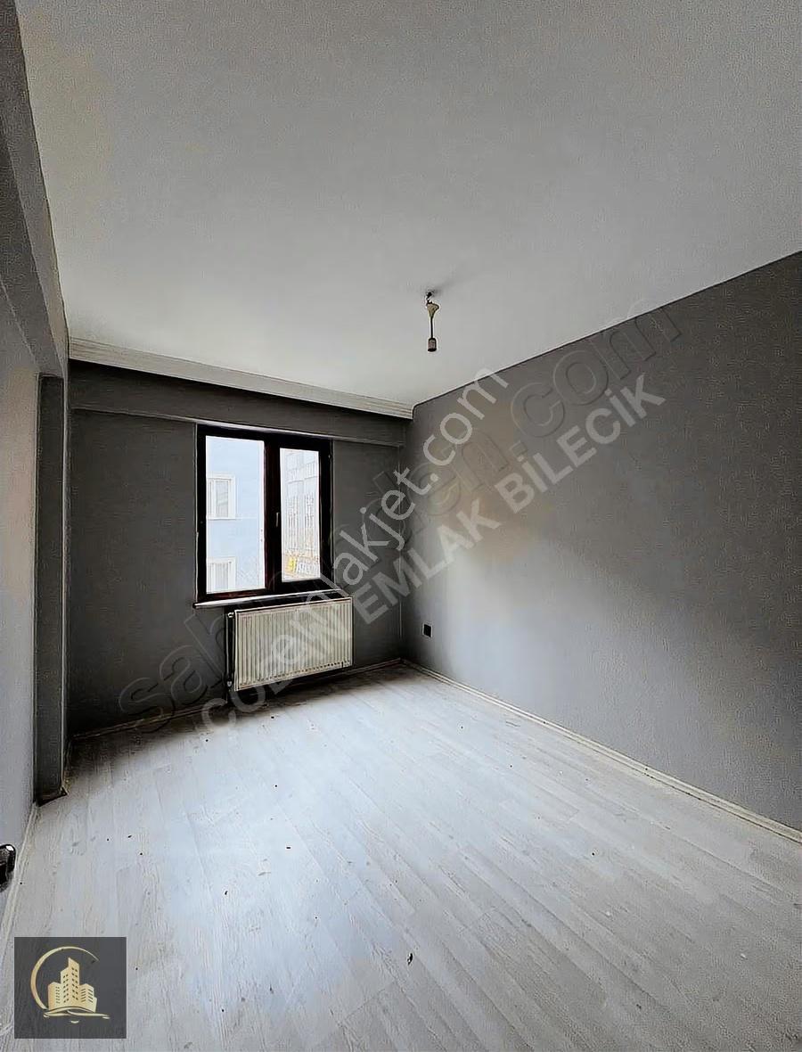 Şehir Merkezinde Arakat İçi Yeni Yapılı 3+1 Satılık Geniş Daire - Görsel 11
