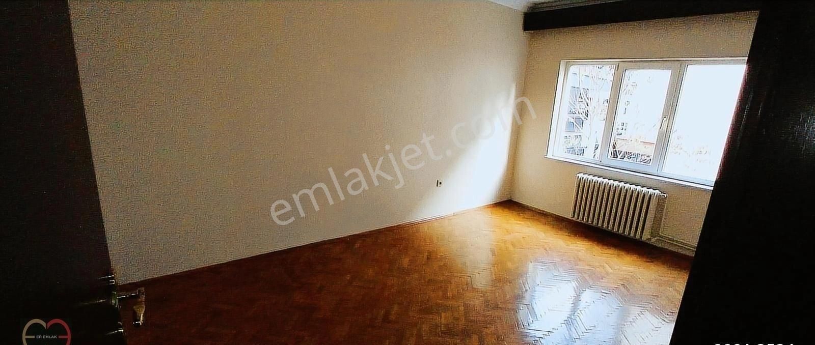 Bahçelievler 3+1 Ara Kat Ön Cephe Kombili Daire - Görsel 9