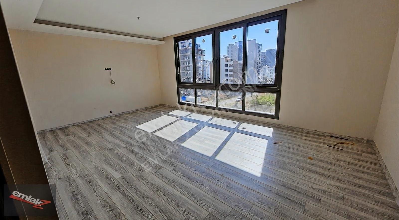 Emlak Z 'den ⫸ F I R S A T ⫸yeni Mahalle'de 乂merkezi Konumda 4+1 - Görsel 7