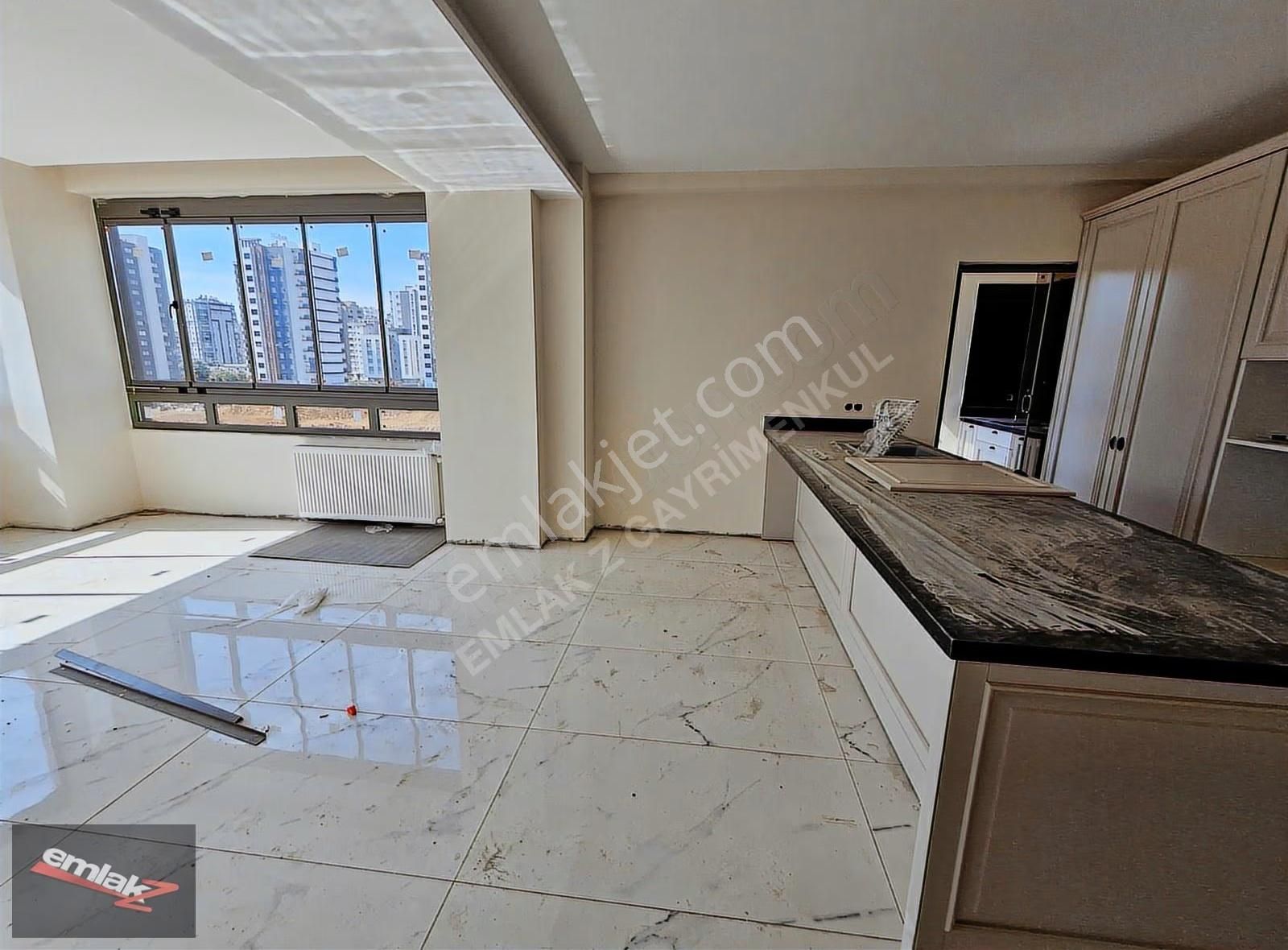 Emlak Z 'den ⫸ F I R S A T ⫸yeni Mahalle'de 乂merkezi Konumda 4+1 - Görsel 17