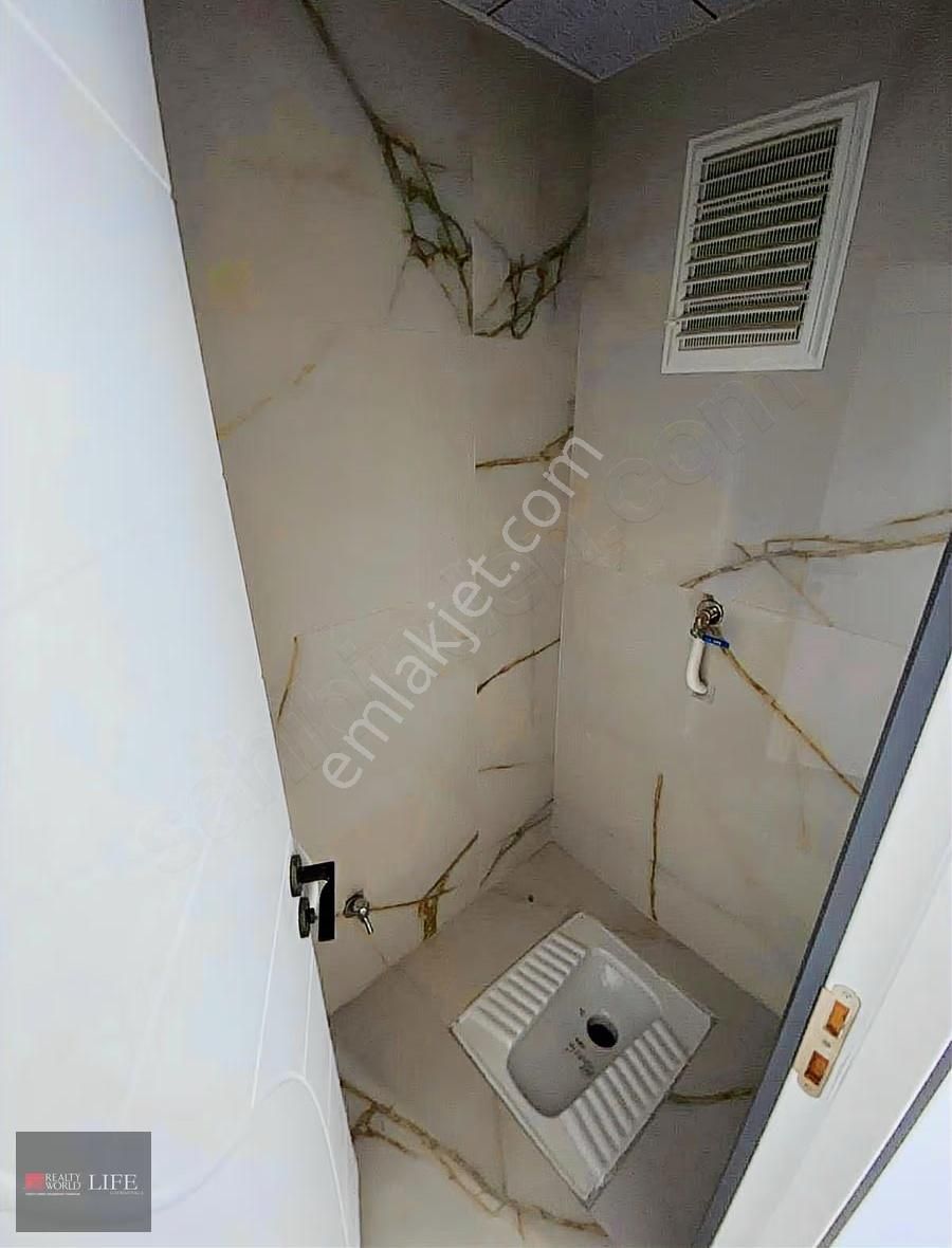 Rw Lıfe// Çamlıca Mh Birlik2 Cd Yakını Özel Garajlı Satılık 2+1 - Görsel 4