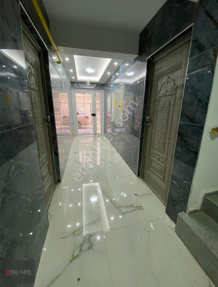 Rw Lıfe// Çamlıca Mh Birlik2 Cd Yakını Özel Garajlı Satılık 2+1 - Görsel 14