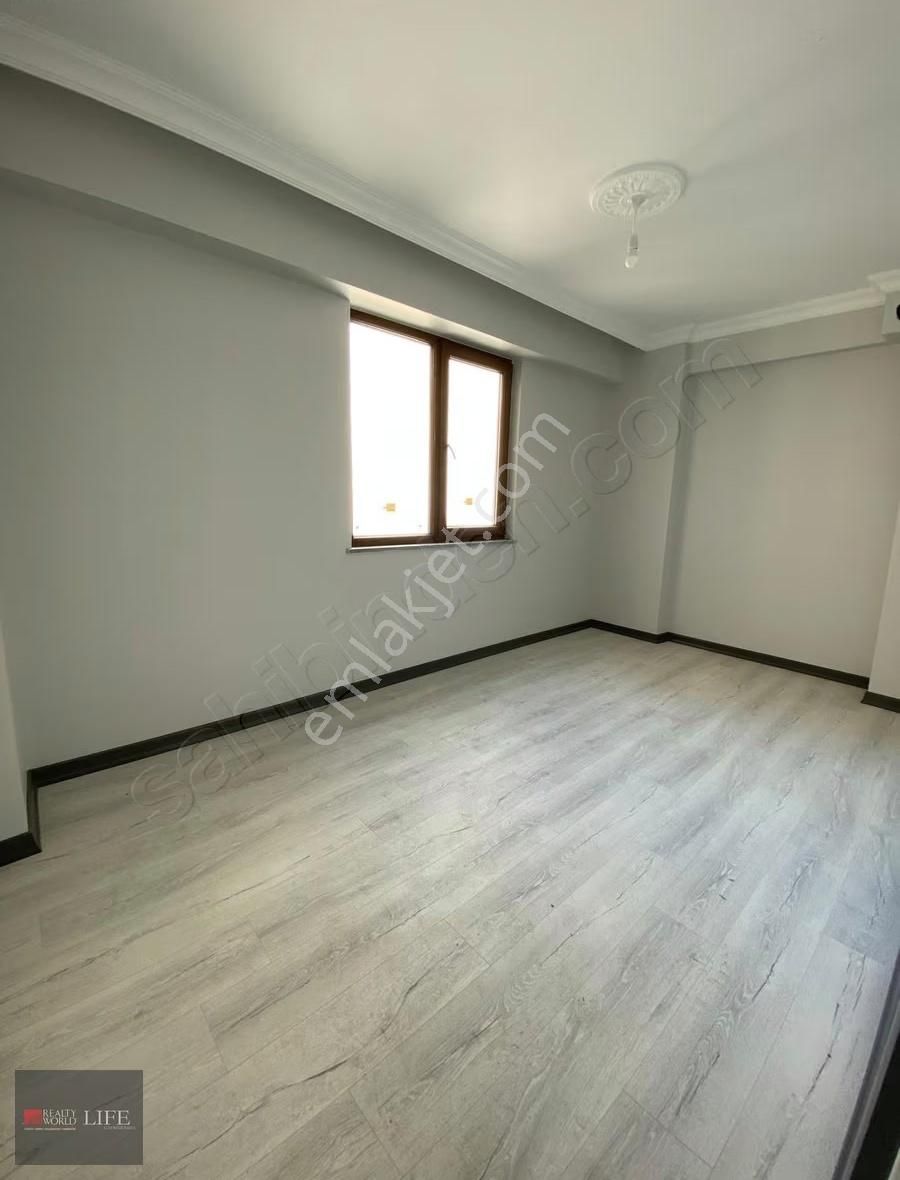 Rw Lıfe// Çamlıca Mh Birlik2 Cd Yakını Özel Garajlı Satılık 2+1 - Görsel 7