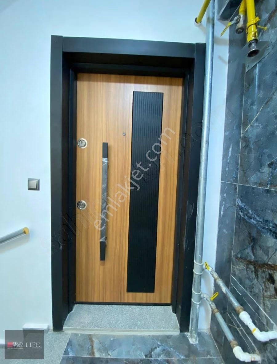 Rw Lıfe// Çamlıca Mh Birlik2 Cd Yakını Özel Garajlı Satılık 2+1 - Görsel 17