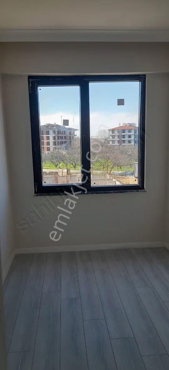 Cumhuriyet Mahallesinde Kaliteli Arakatta İskanı Alınmış 3 Artı - Görsel 15