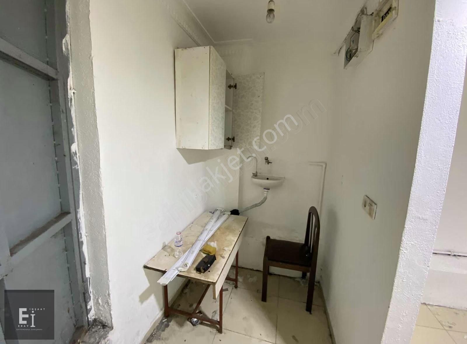 Eray Emlak'tan Kiralık Dükkan 120m2 Tekstil Depo Vb. Uygun - Görsel 2