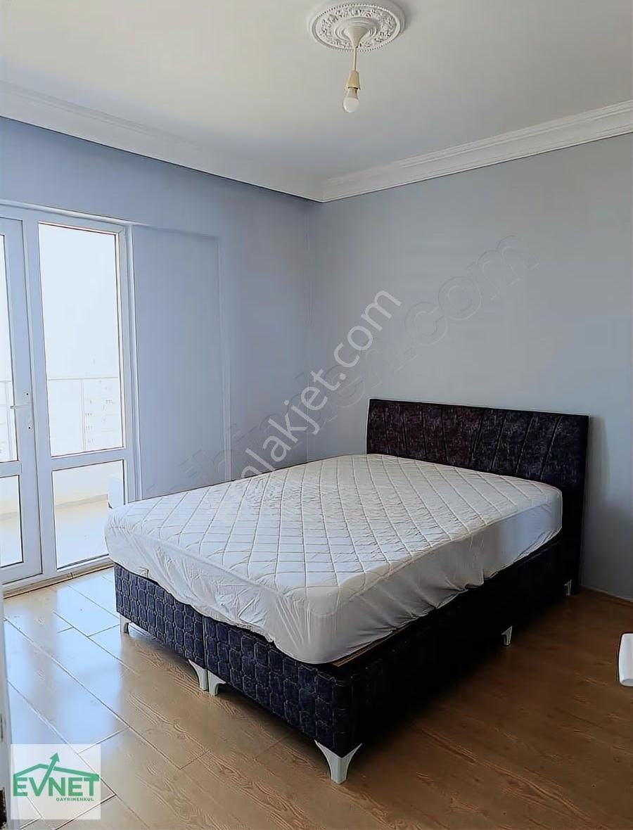 Uydukent'te Deniz Manzaralı Eşyalı Kiralık 2+1 Daire - Görsel 2