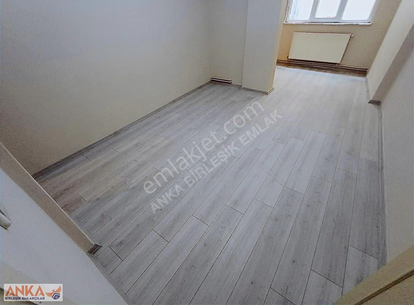 Ankadan Libadiye Caddesine 1 Dakika İçi Yenilenmiş 2+1 Daire - Görsel 2