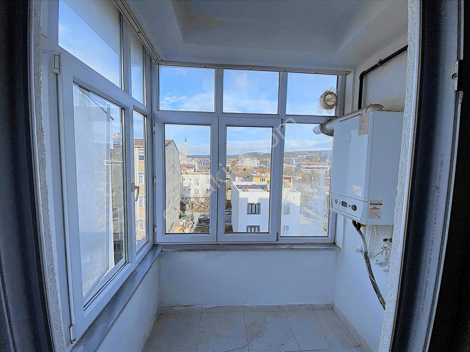 Arnavutköy Atatürk Mahallesinde Teraslı 140 M² Dubleks Fırsatı - Görsel 9