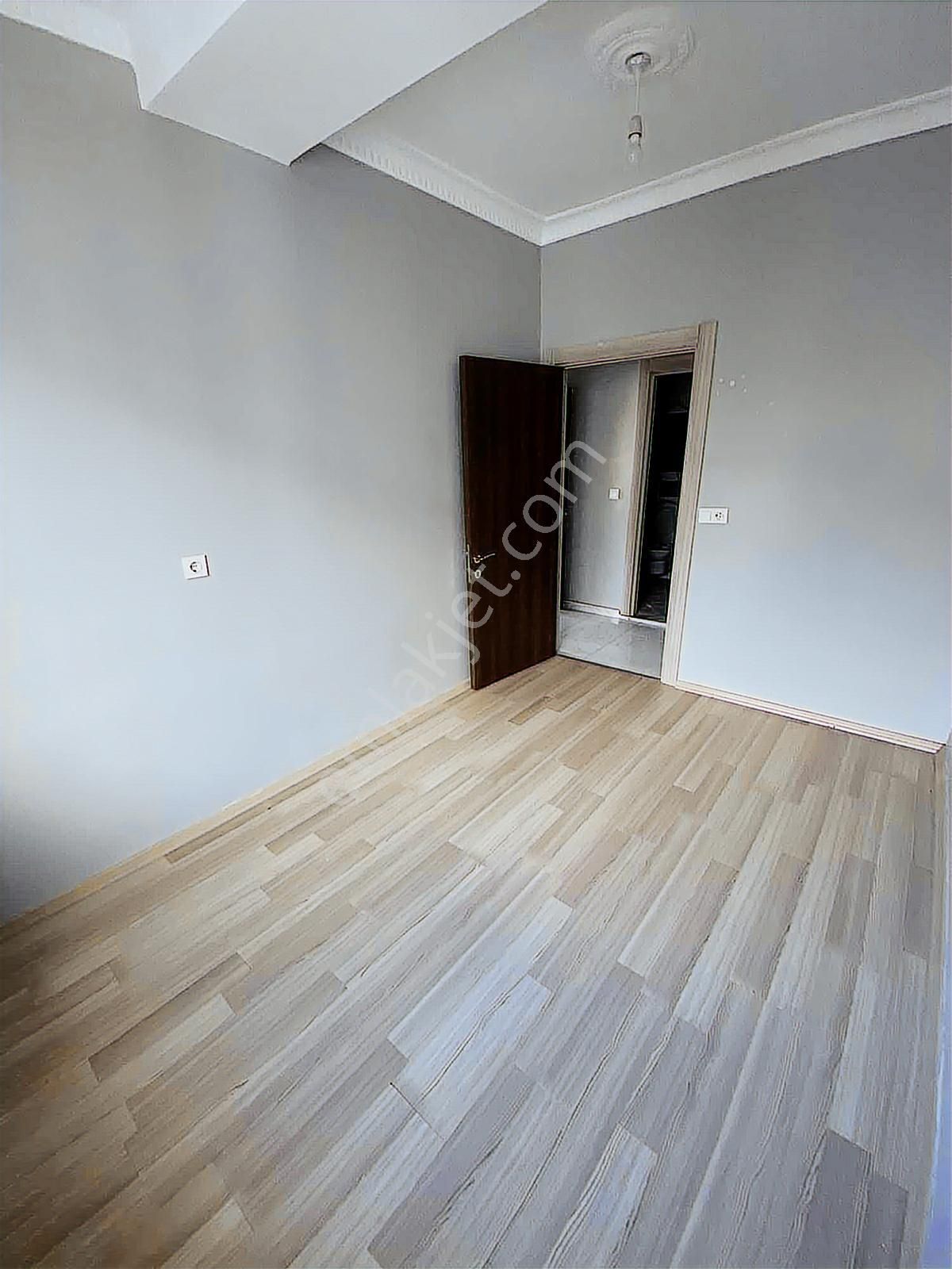 Arnavutköy Atatürk Mahallesinde Teraslı 140 M² Dubleks Fırsatı - Görsel 14