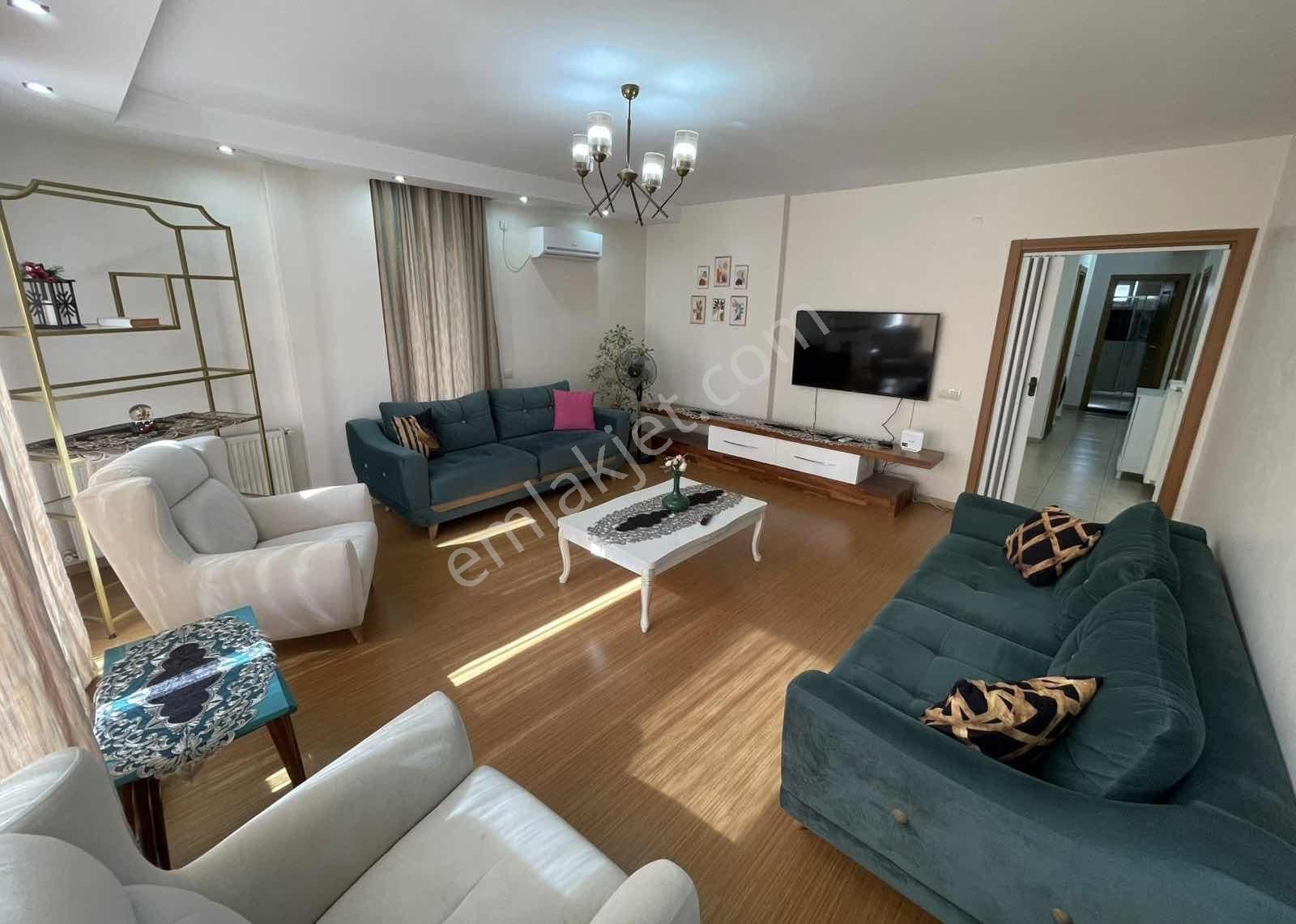 Esradan Türkiş Tramvay Altı Sahil Yürüme Mesafesi Ara Kat 3+1