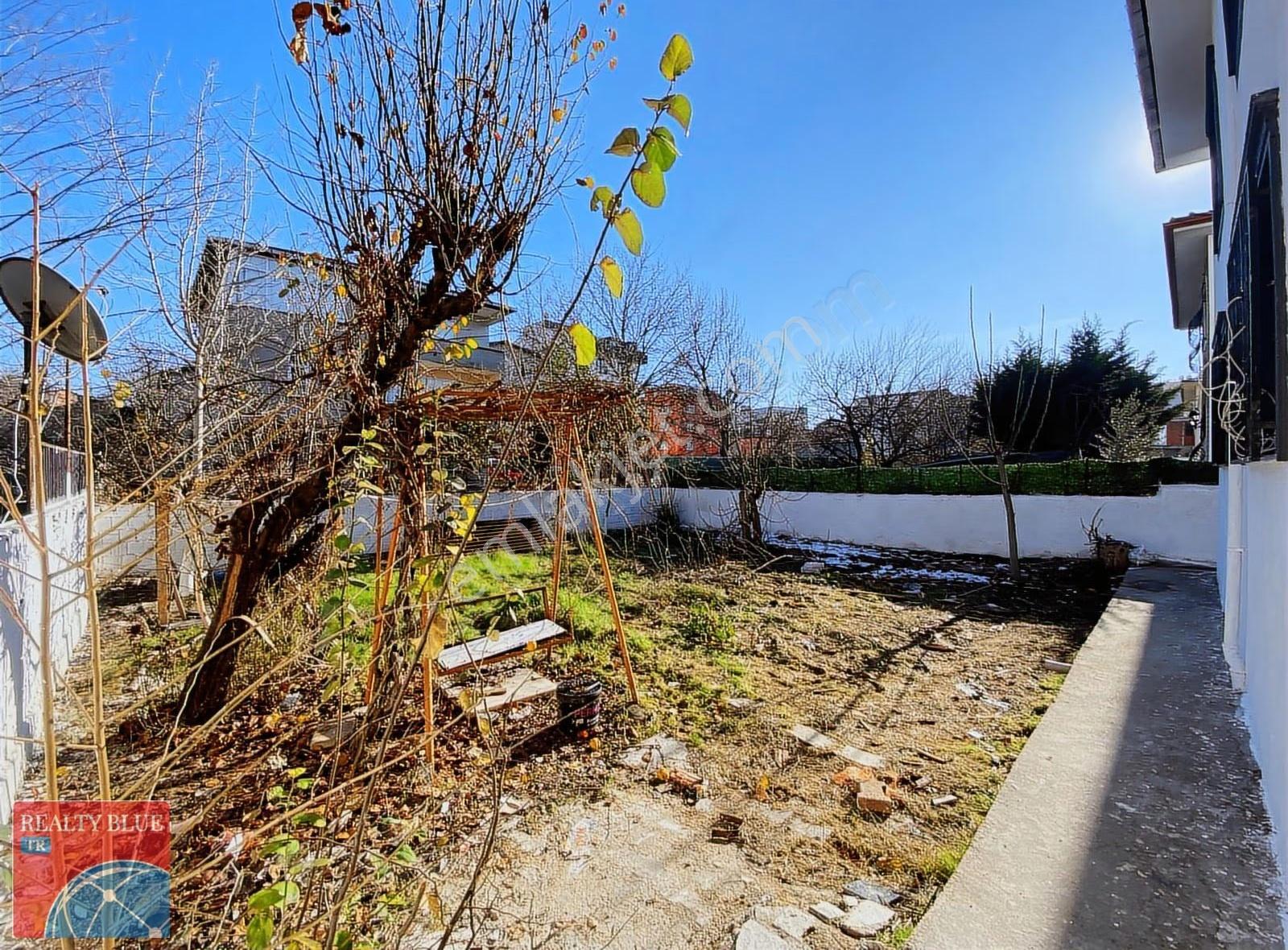 Sultanbeyli 315 M2 Arsa İçinde 2 Katlı Müstakil Ev - Görsel 4